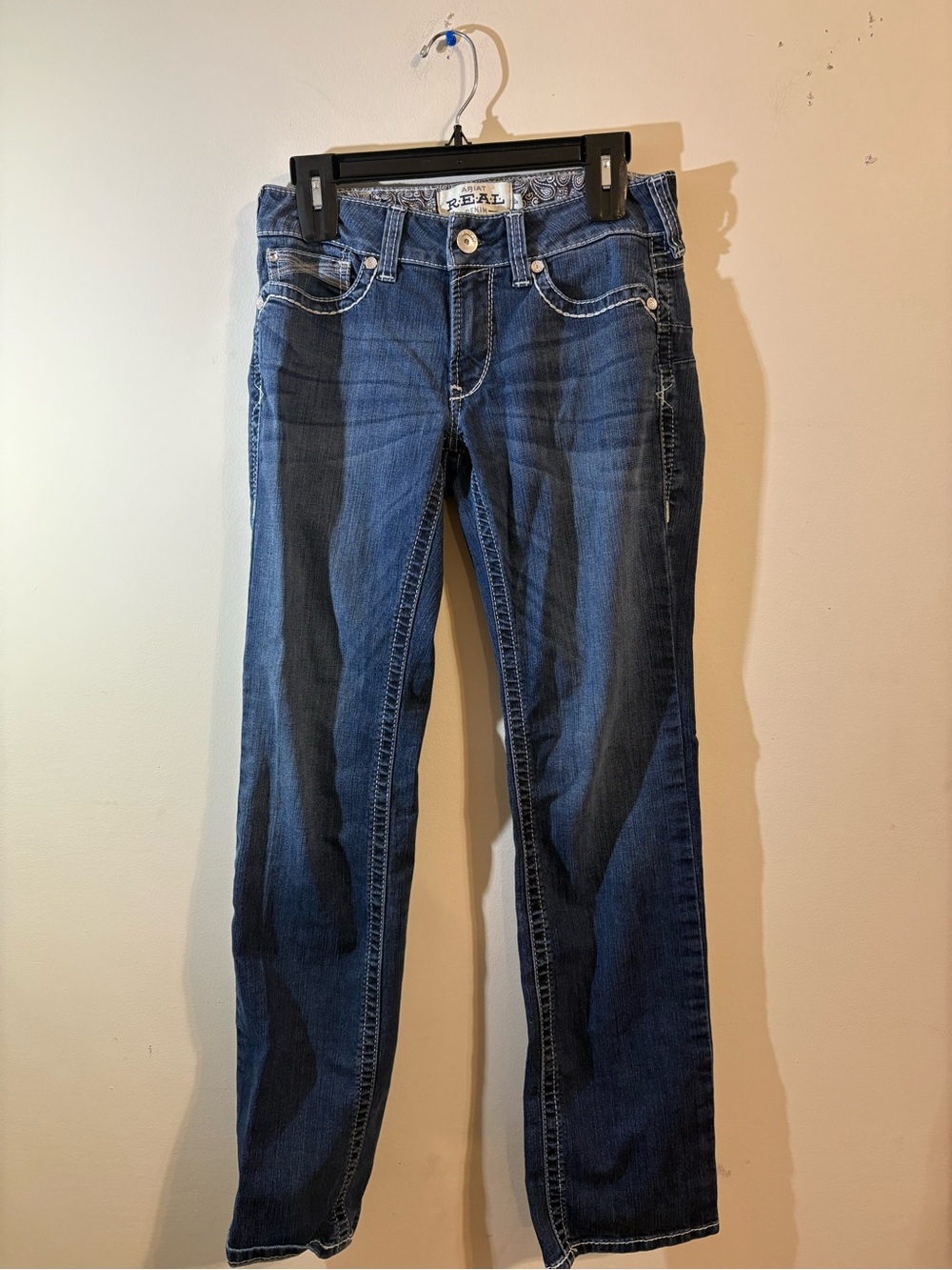 Ariat R.E.A.L. Western Denim Jeans women size 28‎ R mid-rise Blue Straight Leg